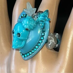 Tarina Tarantino Ring Heart Sugar Skull